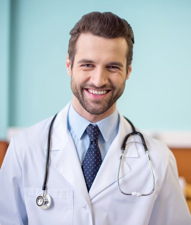 Zdravnik Kardiolog Nejc Nenezic